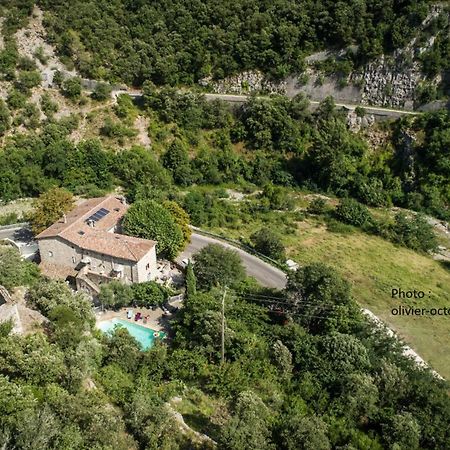 Domaine De La Carriere Bed & Breakfast Sumene ภายนอก รูปภาพ