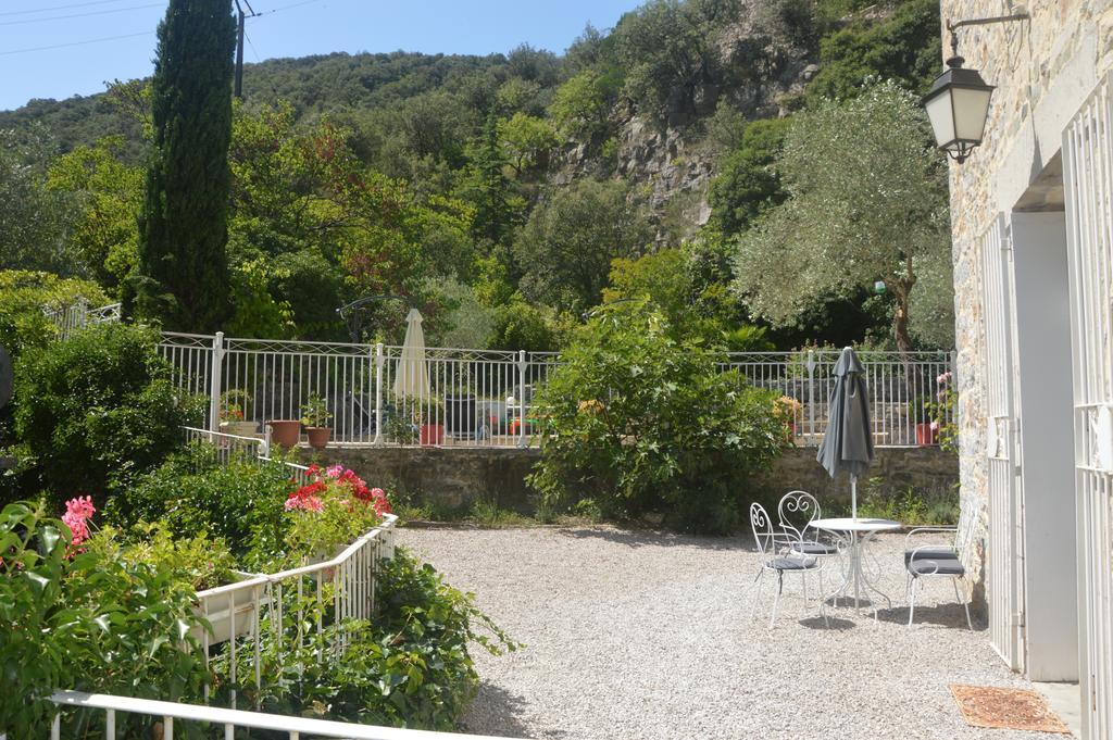 Domaine De La Carriere Bed & Breakfast Sumene ภายนอก รูปภาพ
