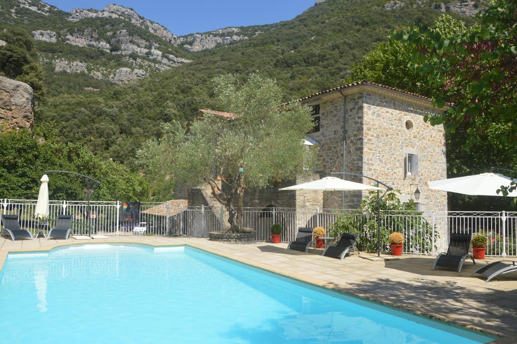 Domaine De La Carriere Bed & Breakfast Sumene ภายนอก รูปภาพ