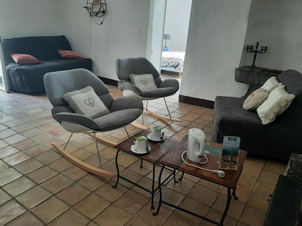 Domaine De La Carriere Bed & Breakfast Sumene ภายนอก รูปภาพ
