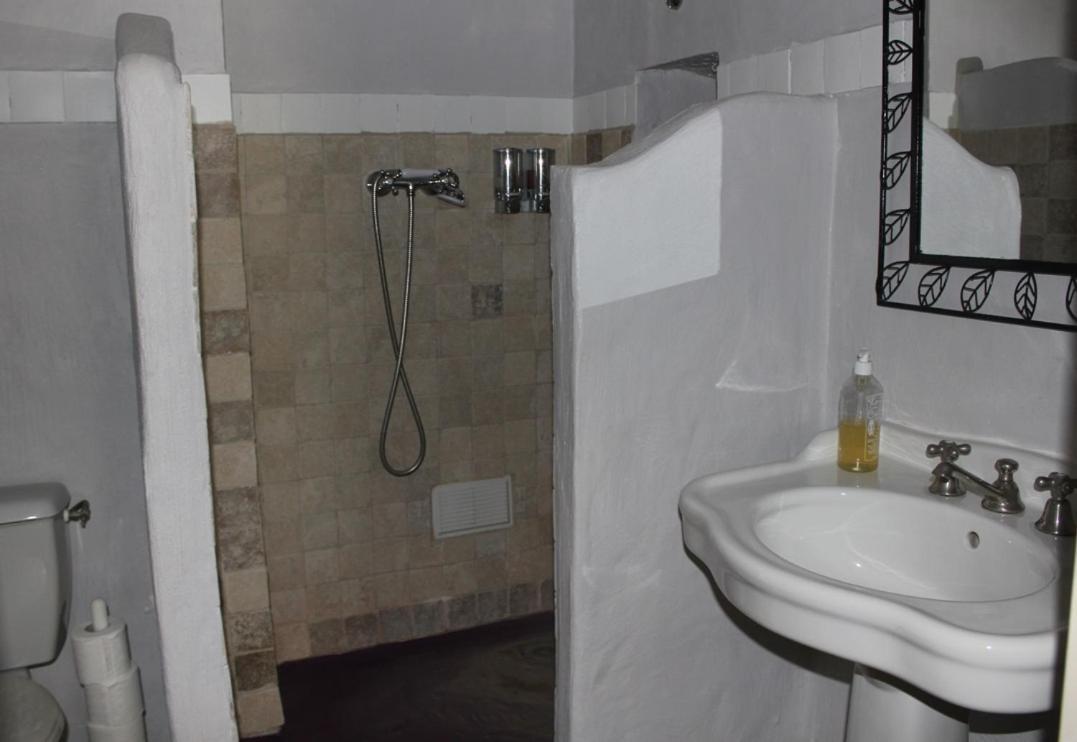 Domaine De La Carriere Bed & Breakfast Sumene ภายนอก รูปภาพ
