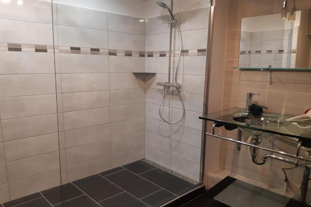 Domaine De La Carriere Bed & Breakfast Sumene ภายนอก รูปภาพ